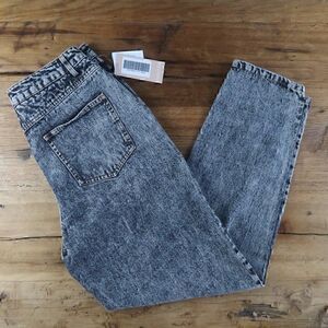 JUST FAB BLACK ACID WASH HI RISE MOM JEANS SIZE 29 NWT